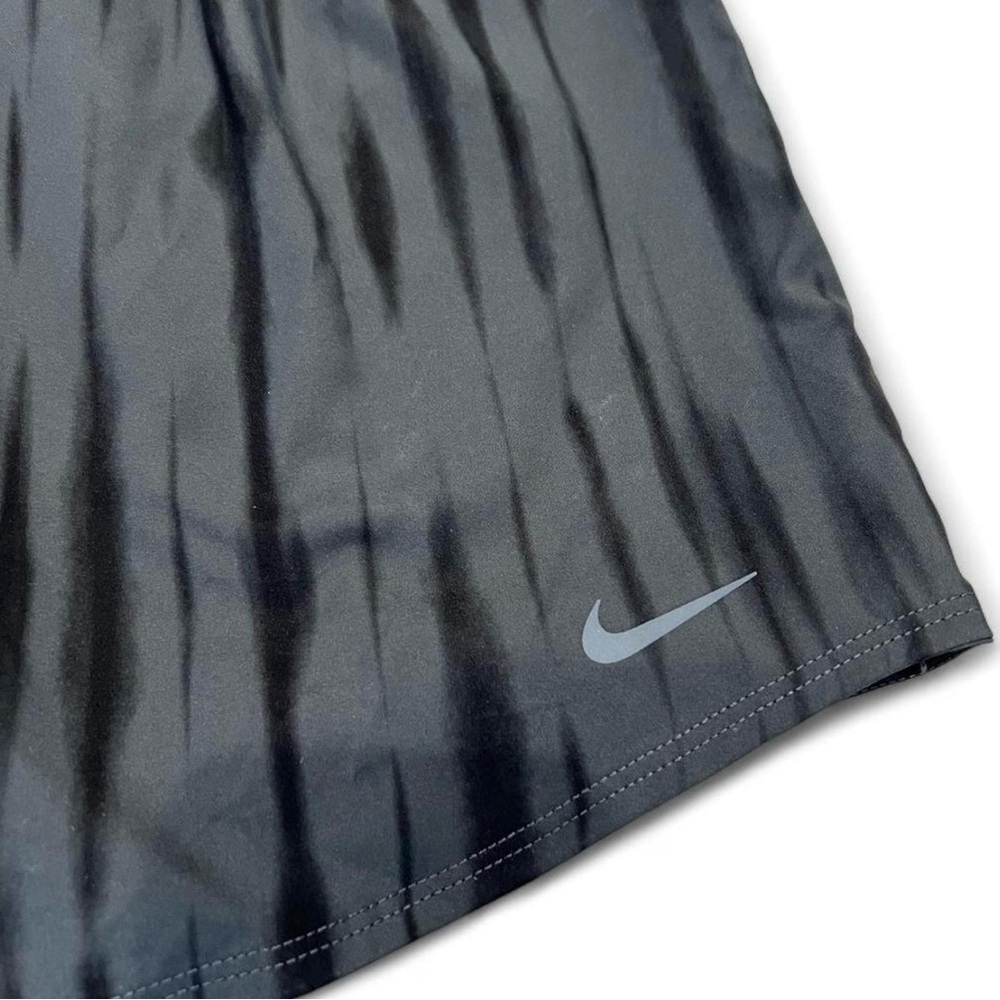 Nike Women's One Dri-Fit High-Waisted 3” Brief-Lined Printed Short Size XL - Picture 3 of 3